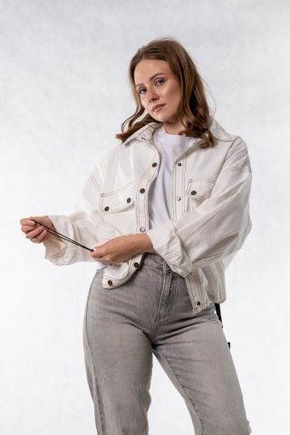 Kurtka damska oversize JOY z regulacją dołu – Ecru