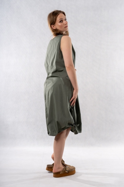 Sukienka Wendy Trendy – bawełniana sukienka o balonowym fasonie - Khaki