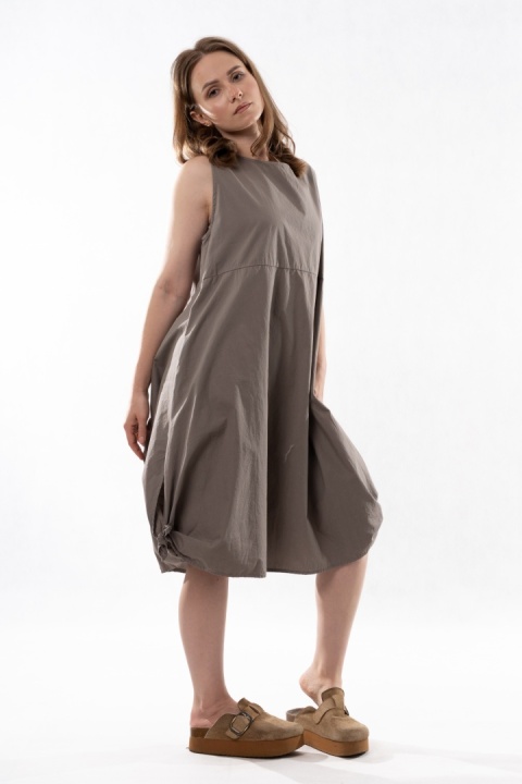 Sukienka Wendy Trendy – bawełniana sukienka o balonowym fasonie - Taupe