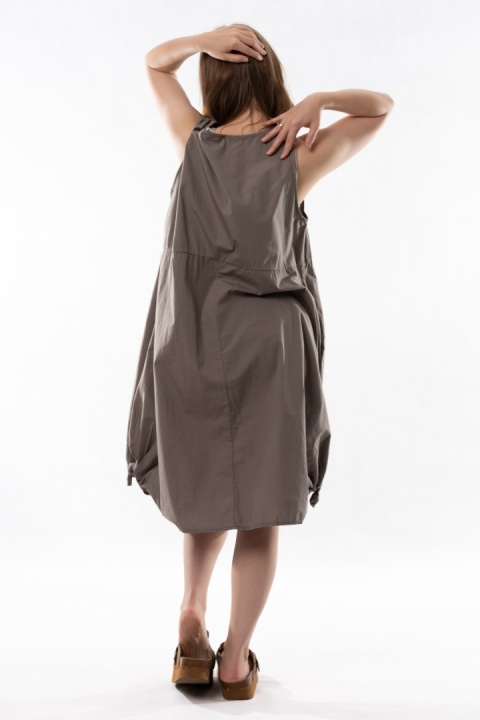 Sukienka Wendy Trendy – bawełniana sukienka o balonowym fasonie - Taupe