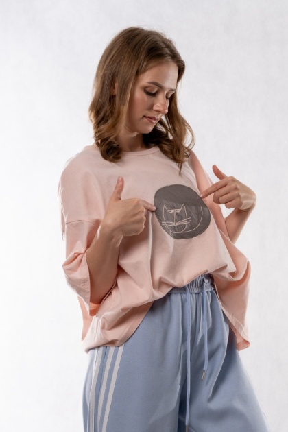 T-shirt Oversize „Cat” - Pudrowy róż