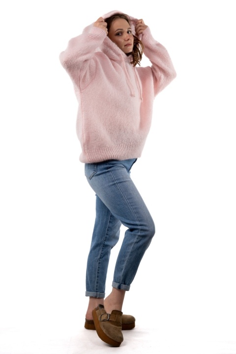 Sweter oversize z moherem i kapturem CXL Collection - Pudrowy Róż