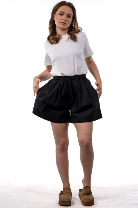 Szorty damskie WIYA - Nero