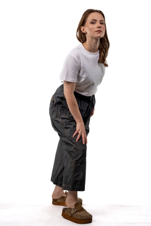 Spodnie baggy damskie Wendy Trendy – jeans vintage szaro-niebieski z beżowymi przetarciami