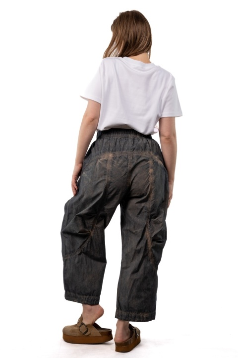 Spodnie baggy damskie Wendy Trendy – jeans vintage szaro-niebieski z beżowymi przetarciami
