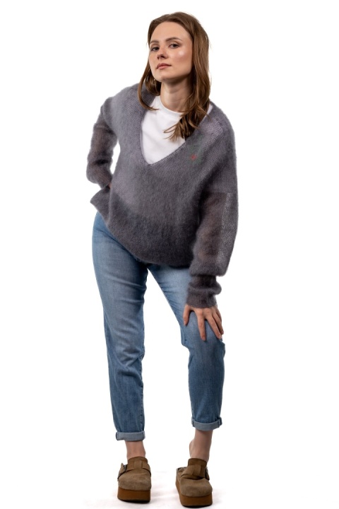 Sweter Kid Mohair V-Neck – Grafitowy