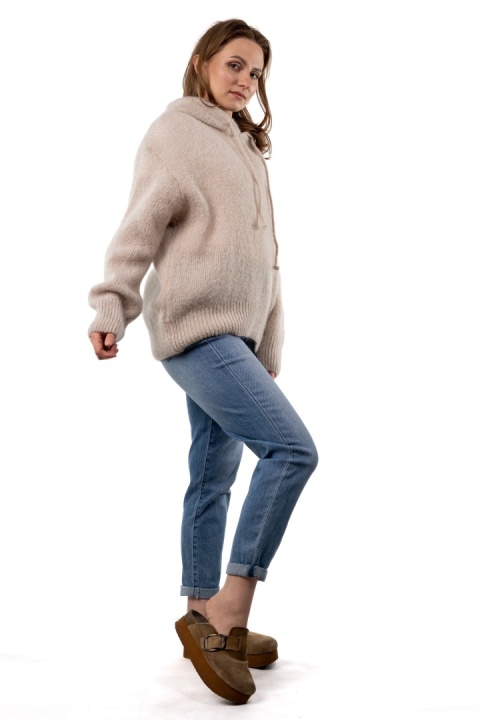 Sweter oversize z moherem i kapturem CXL Collection - Beżowy