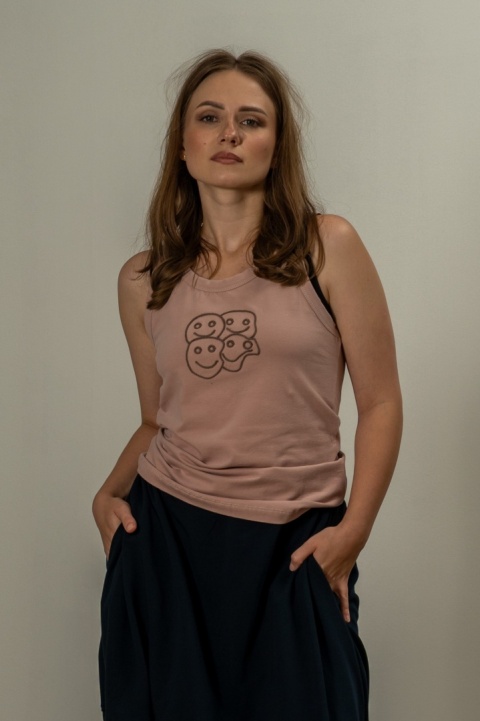 Top z haftem COLETTE – Pudrowy róż