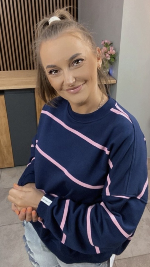 Bluza Relaxing Lenoshka Granatowa w paski Pink Bluza Relaxing Lenoshka Granatowa w paski Pink