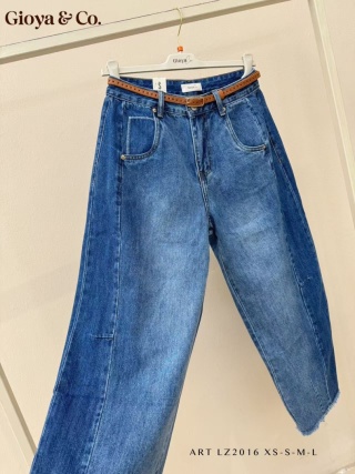 Jeansy Gioya raw edge