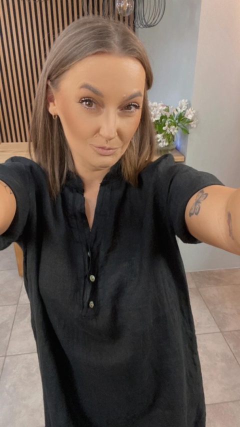 Sukienka “Livia” – koszulowa sukienka lniana Czarna Sukienka “Livia” – koszulowa sukienka lniana Czarna