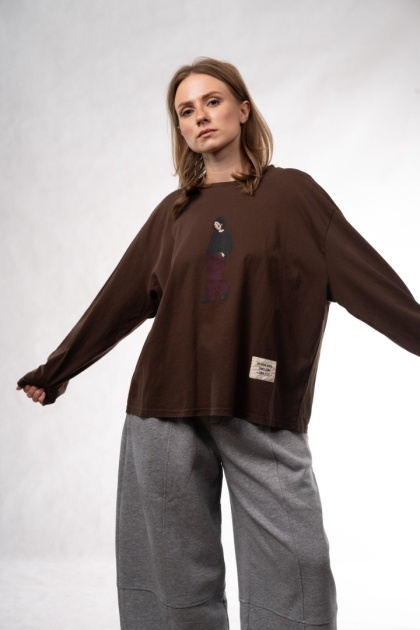 Bawełniany longsleeve oversize z grafiką Eleven Studios Brązowa