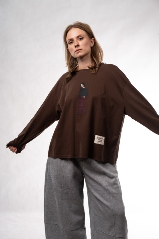 Bawełniany longsleeve oversize z grafiką i naszywką Eleven Studios Brązowy