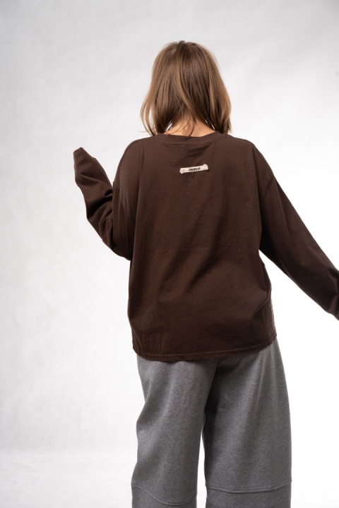 Bawełniany longsleeve oversize z grafiką i naszywką Eleven Studios Brązowy