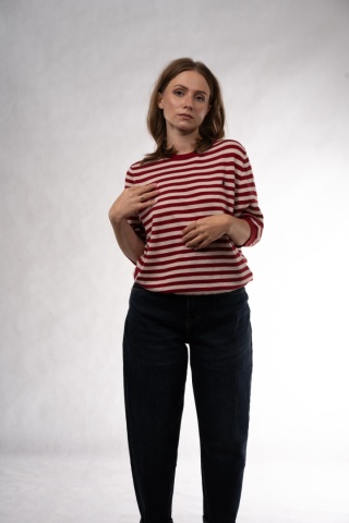 Dzianinowy sweter w paski z wełną merino Dune