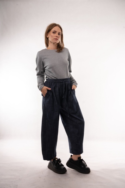 Spodnie o kroju Barrel Fit Gioya - BLU