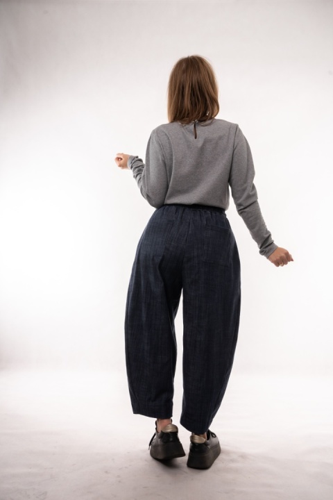 Spodnie o kroju Barrel Fit Gioya - BLU