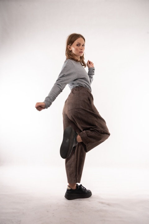 Spodnie o kroju Barrel Fit Gioya - Moro