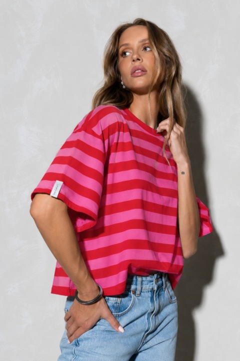 T-shirt w paski Lenoshka - krój pudełkowy w różowo-czerwone paski