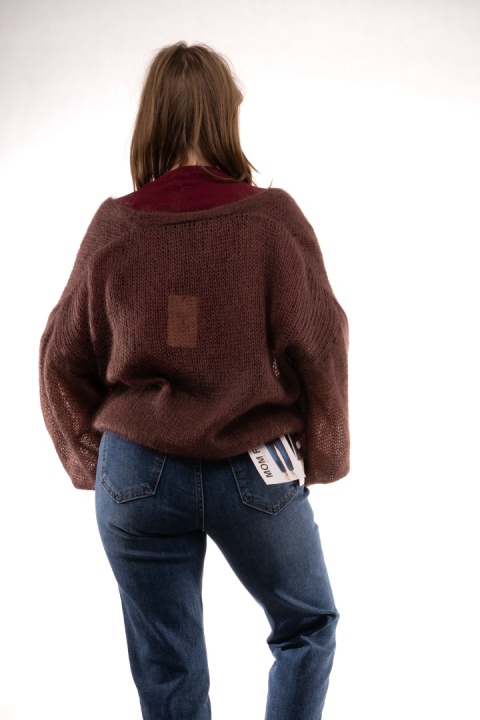Sweter z kopertowym dekoltem z mohairu Mleczna Czekolada ART. 2029
