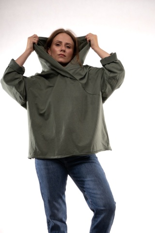 Bawełniana bluza oversize z kapturem i asymetrycznym dekoltem Khaki Gioya 12861