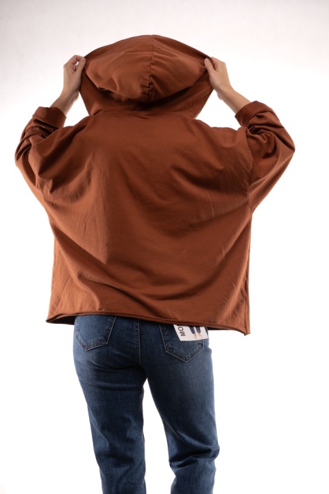 Bawełniana bluza oversize z kapturem i asymetrycznym dekoltem Ruda Gioya 12861