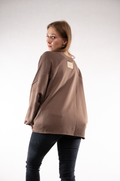 Bawełniana bluza oversize z raglanowymi przeszyciami Colette Bluzka Damska Brązowa