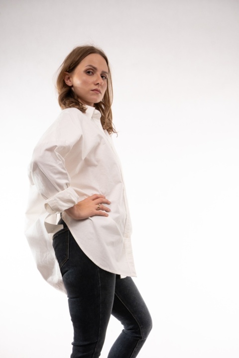 Bawełniana koszula oversize z haftami Wiya Shirt Label