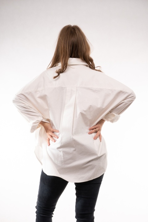Bawełniana koszula oversize z haftami Wiya Shirt Label