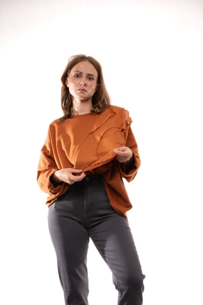 Bawełniany longsleeve oversize z geometrycznymi przeszyciami Rudy Wendy Trendy