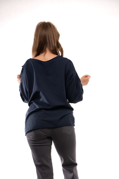Bawełniany longsleeve oversize z geometrycznymi przeszyciami Granatowa Wendy Trendy