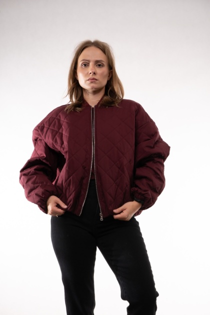 Pikowana kurtka bomberka oversize LUMINA Bordo LD5994