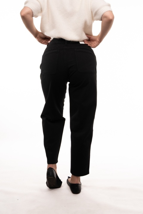 Czarne jeansy damskie Balloon Fit z przeszyciami M'SARA - SK1327-13