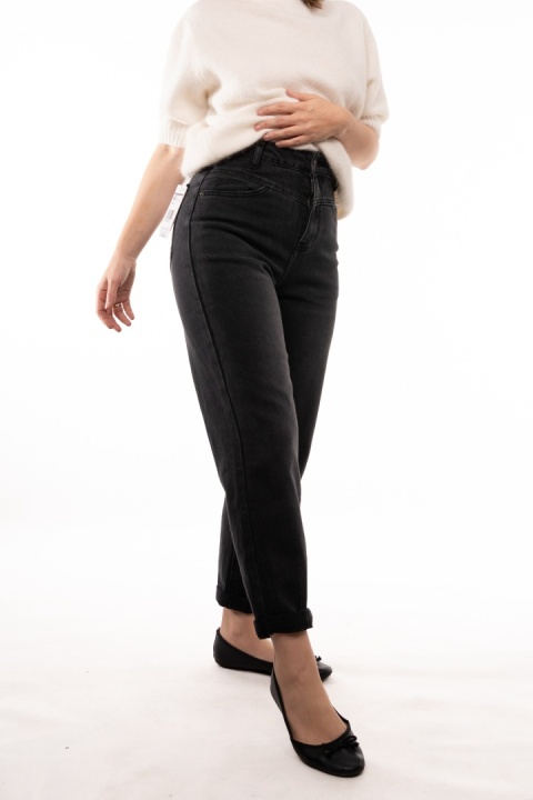 Czarne jeansy damskie Boyfriend Fit Uiuj - UBF503-1