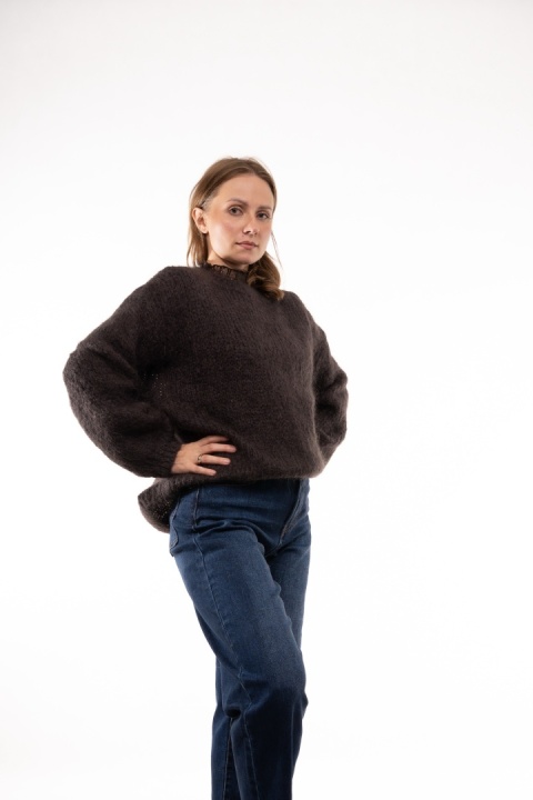 Puszysty sweter z moherem GIANCHI Made in Italy - Gorzka czekolada