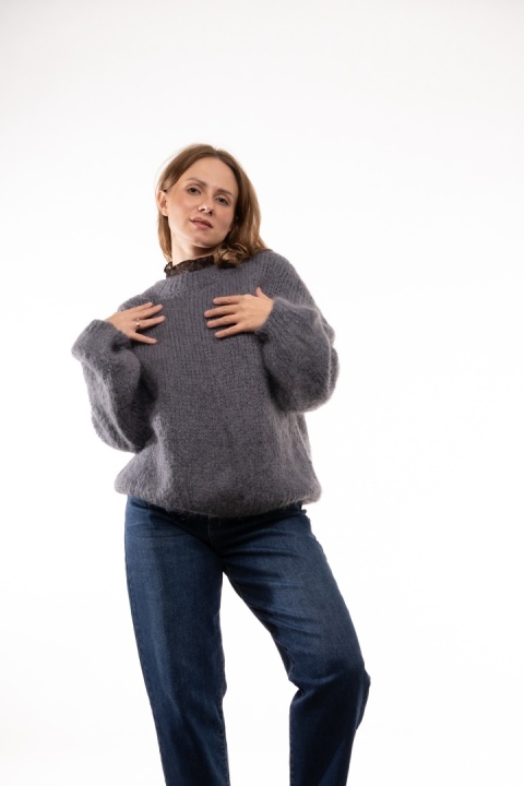 Puszysty sweter z moherem GIANCHI Made in Italy - Grafit
