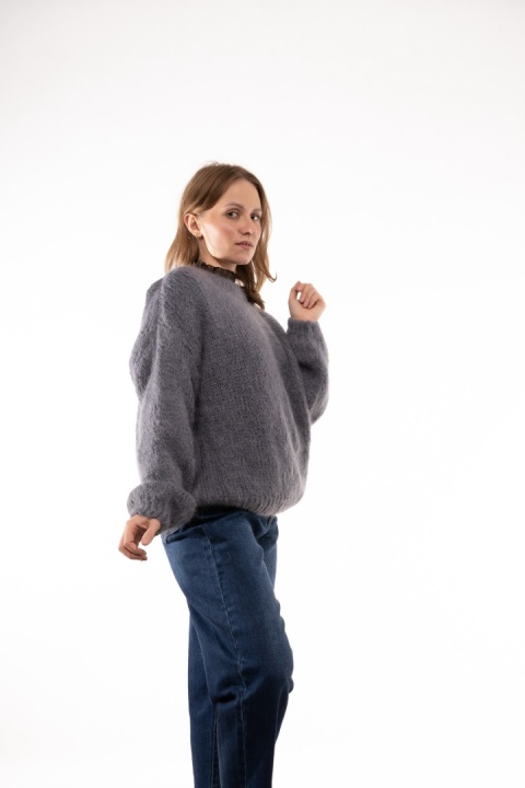 Puszysty sweter z moherem GIANCHI Made in Italy - Grafit