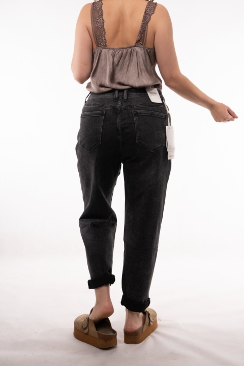 Spodnie jeansowe Baggy Fit z paskiem Version Jeans