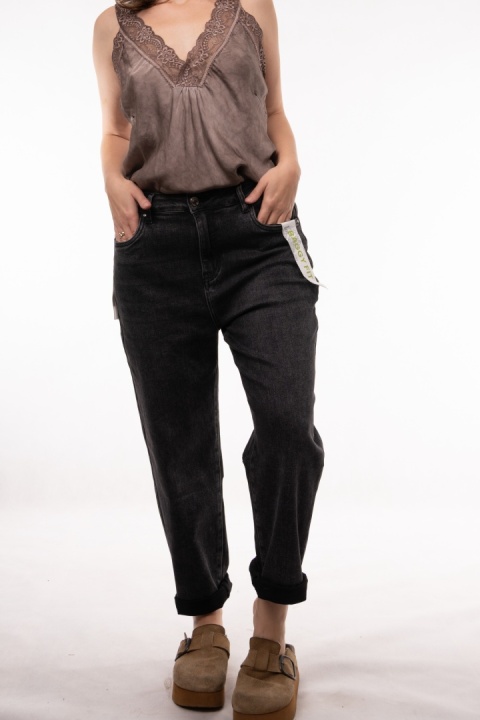 Spodnie jeansowe Baggy Fit z paskiem Version Jeans