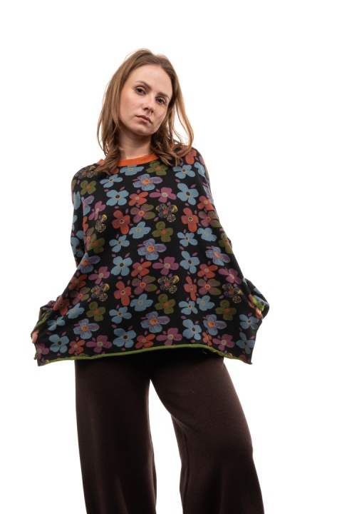 Bawełniana bluza oversize w kwiaty JOY - Czarne tło