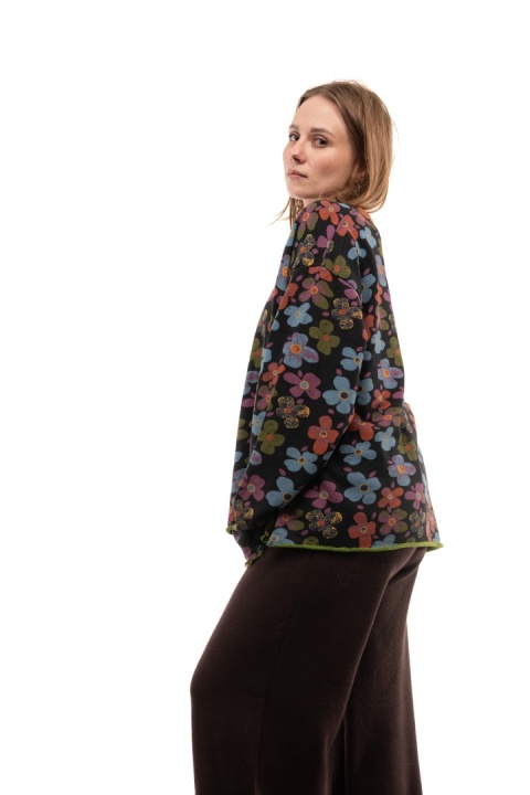 Bawełniana bluza oversize w kwiaty JOY - Czarne tło