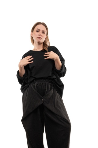 Bawełniana bluzka oversize z długim rękawem Wendy Trendy - Czarna