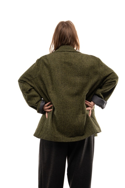 Elegancka damska marynarka oversize DESERVE ART.0759 - Zielona