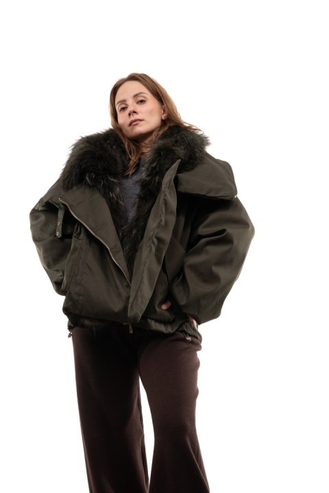 Kurtka puchowa z kaczego puchu z naturalnym futrem - Khaki