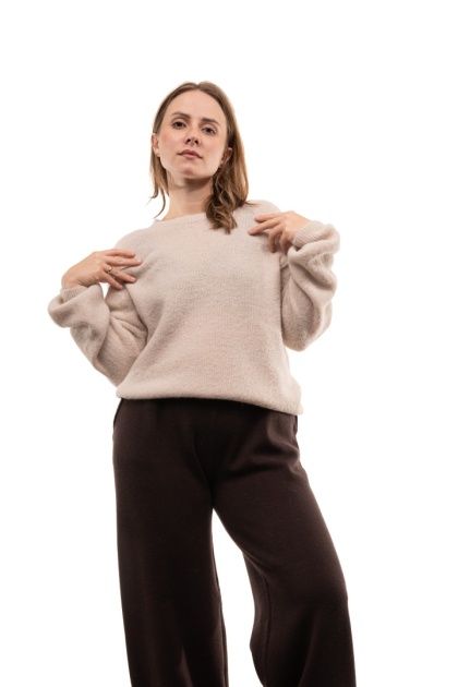 Puszysty sweter z wełną Baby Suri Alpaca Toscana 39 - Beż jasny