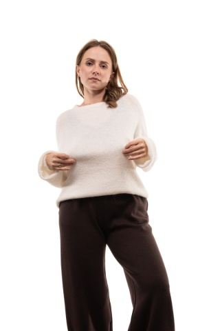 Puszysty sweter z wełną Baby Suri Alpaca Toscana 39 - Śmietanka