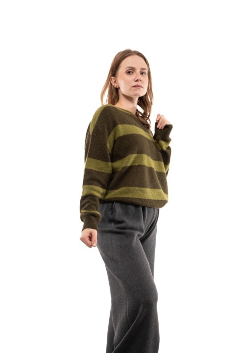 Sweter w pasy z wełną i kaszmirem XDD 5801 - Zielony