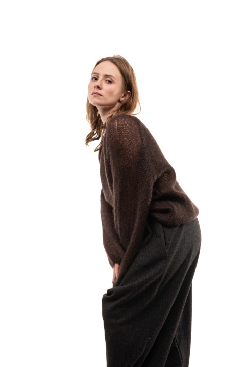 Włoski ażurowy sweter z Kid Mohair ART 36601 Made in Italy - Brąz