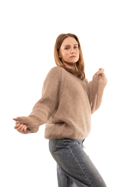 Włoski sweter mgiełka 65% Kid Mohair ART 36601 Made in Italy - Ciemny beż