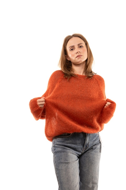 Włoski sweter mgiełka 65% Kid Mohair ART 36601 Made in Italy - Niedojrzały pomidor